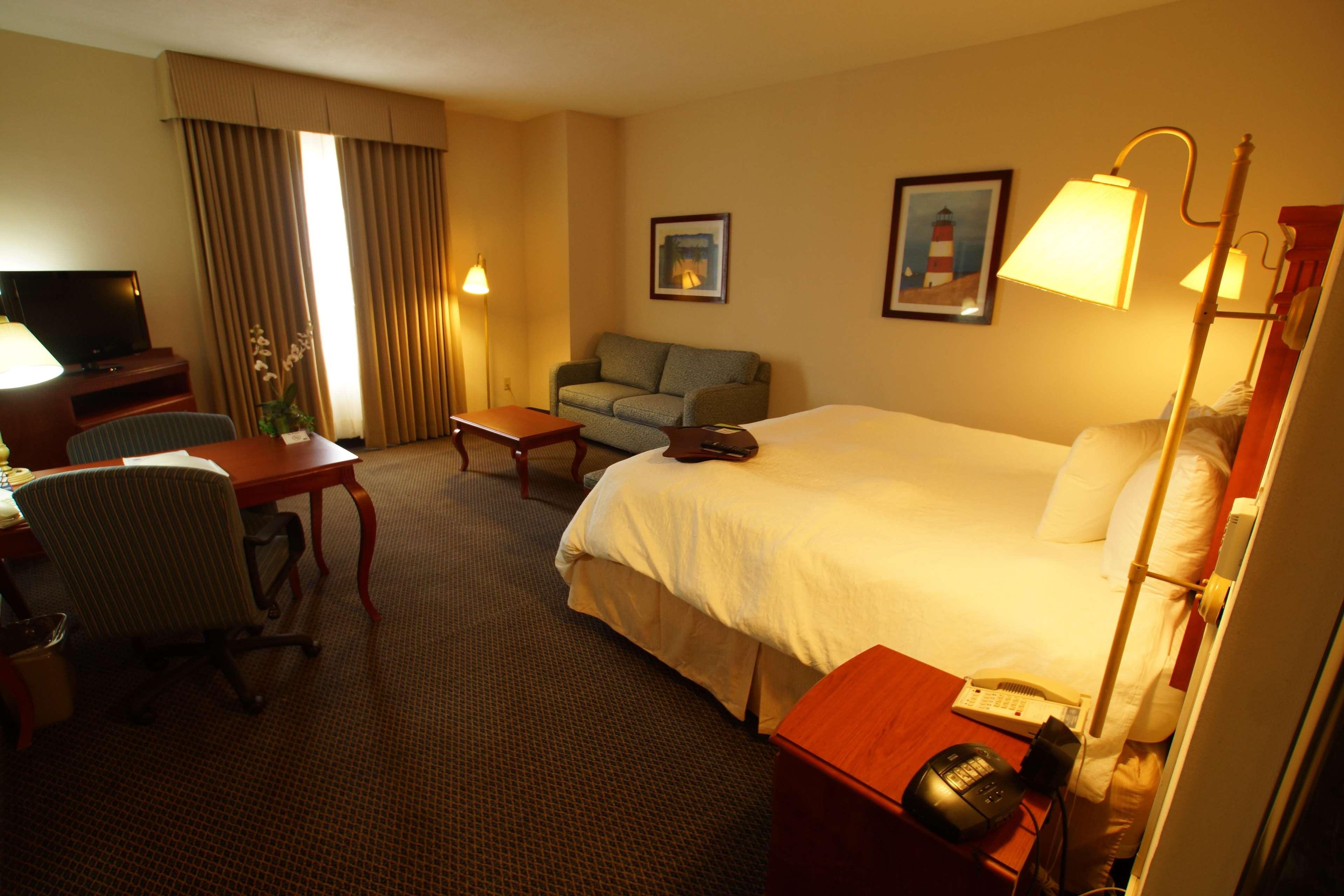 Hampton Inn Tampico Airport Buitenkant foto